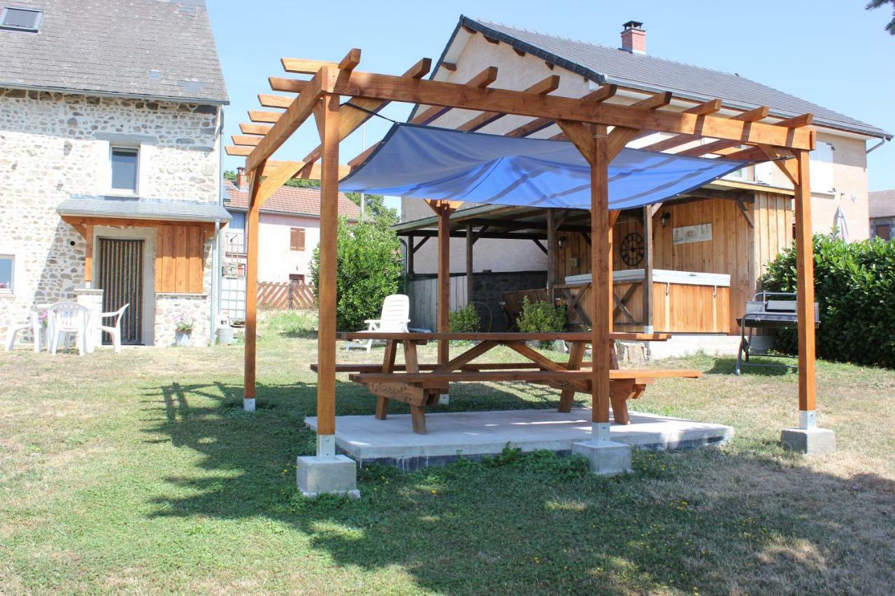 Maison Le Barrage Saint-Gervais-d'Auvergne Exterior photo